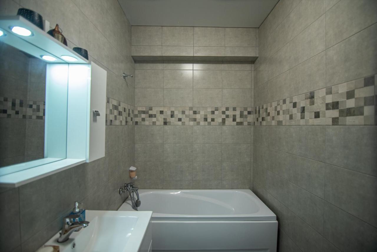 Апартаменты Apartament Mony- Mamaia Nord Нэводари Экстерьер фото